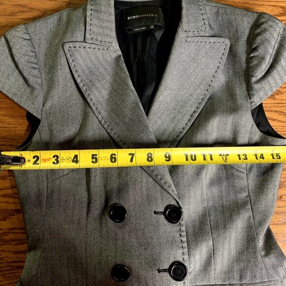 BCBG Maxazria Sleeveless Suit Jacket - Picture 4 of 5